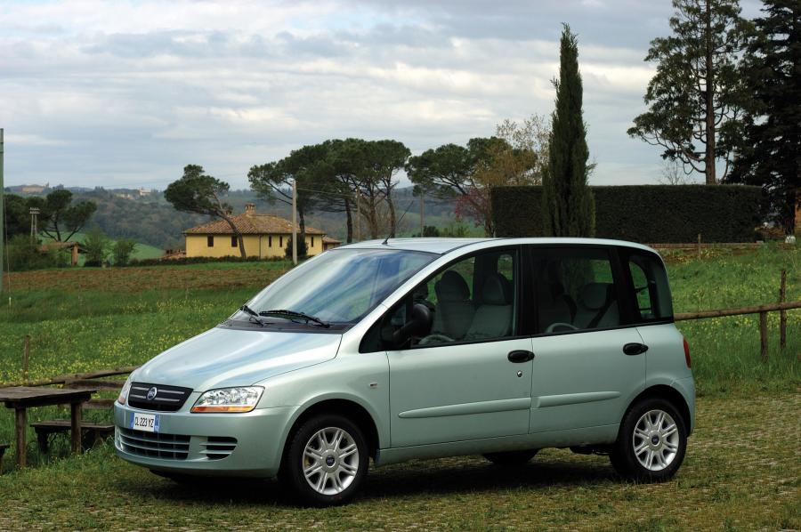  Fiat Multipla 2004 года  (WW) (фото 18 из 44)